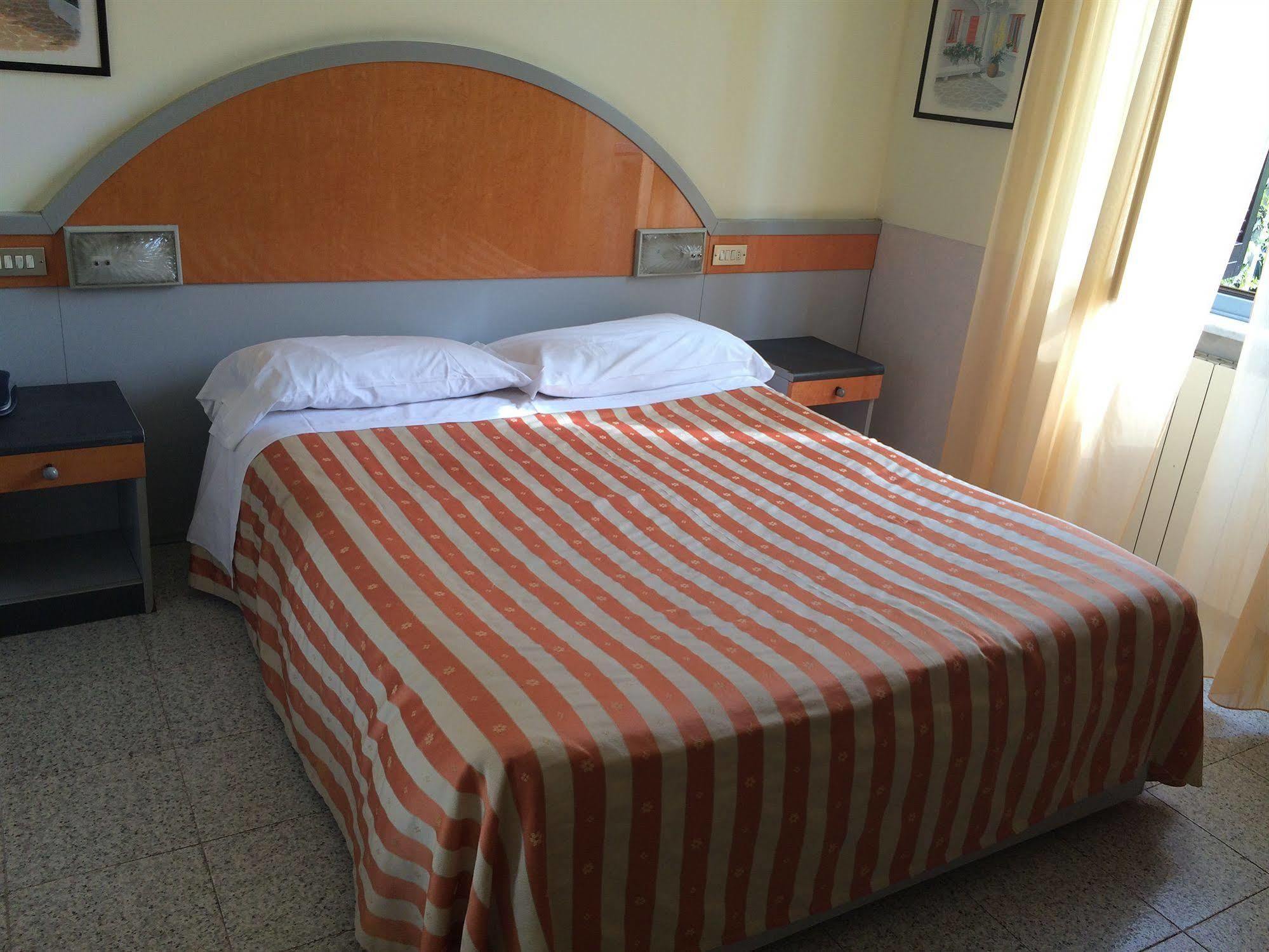 Hotel Mazzini Letojanni Ngoại thất bức ảnh