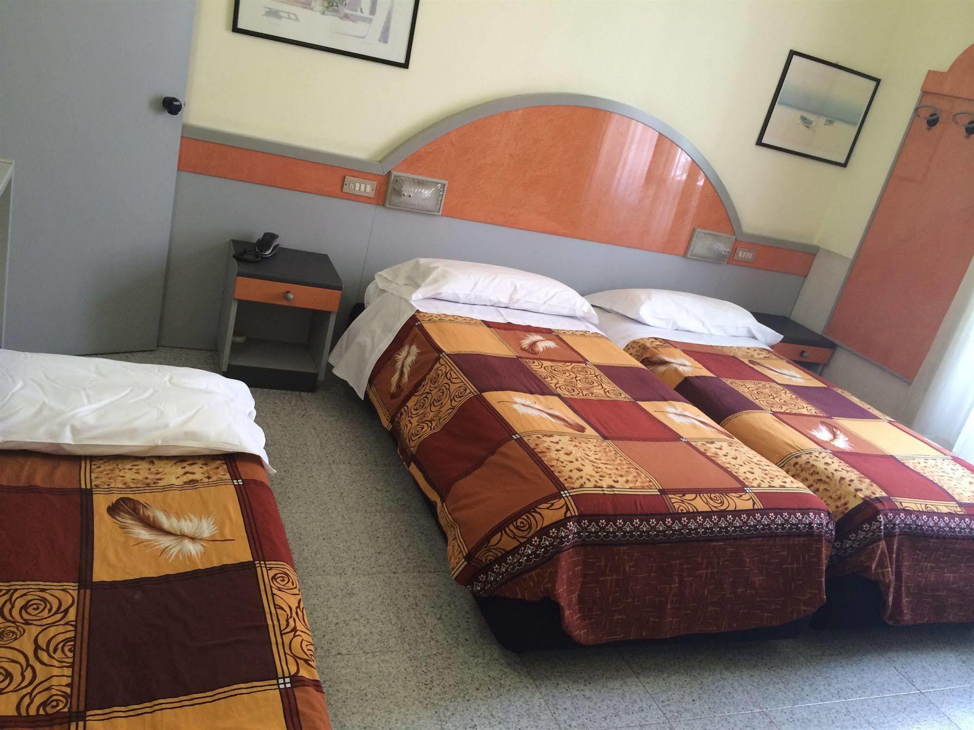 Hotel Mazzini Letojanni Ngoại thất bức ảnh