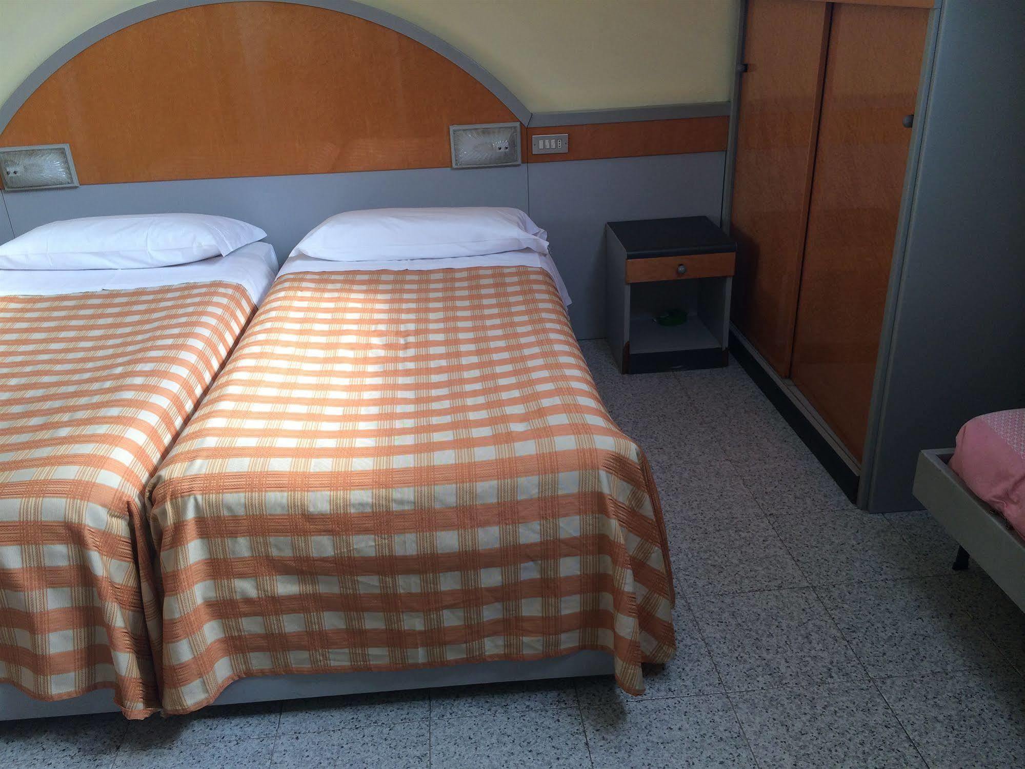 Hotel Mazzini Letojanni Ngoại thất bức ảnh