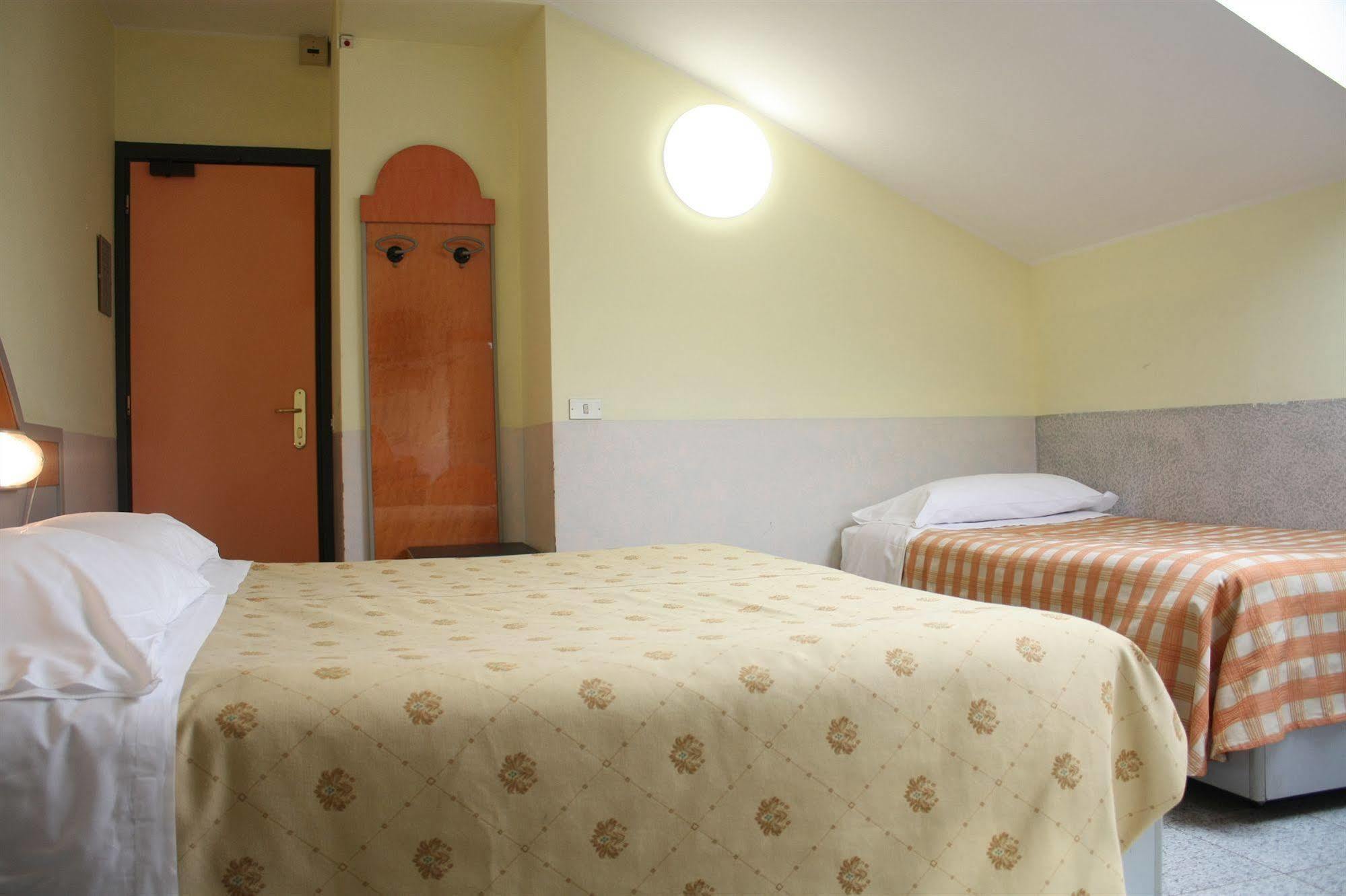 Hotel Mazzini Letojanni Ngoại thất bức ảnh
